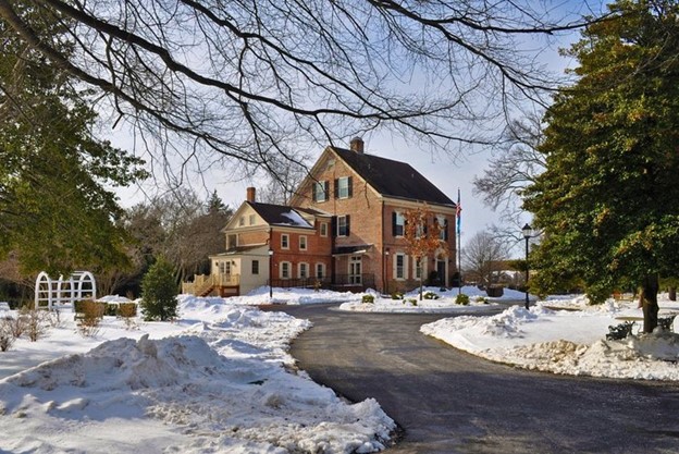 Woodburn Mansion Front